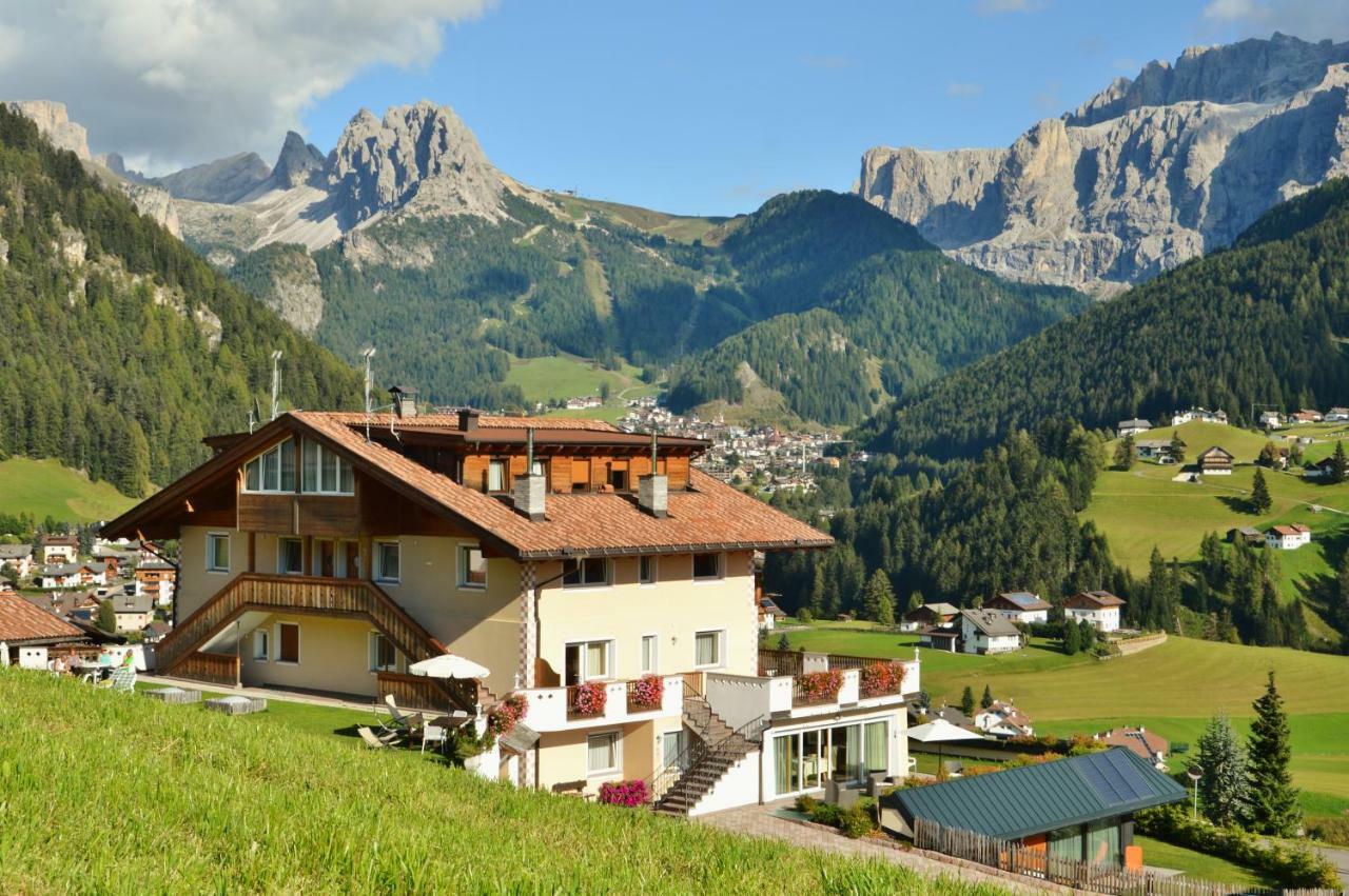 Apartments Etruska Gabriela Santa Cristina Val Gardena Zewnętrze zdjęcie